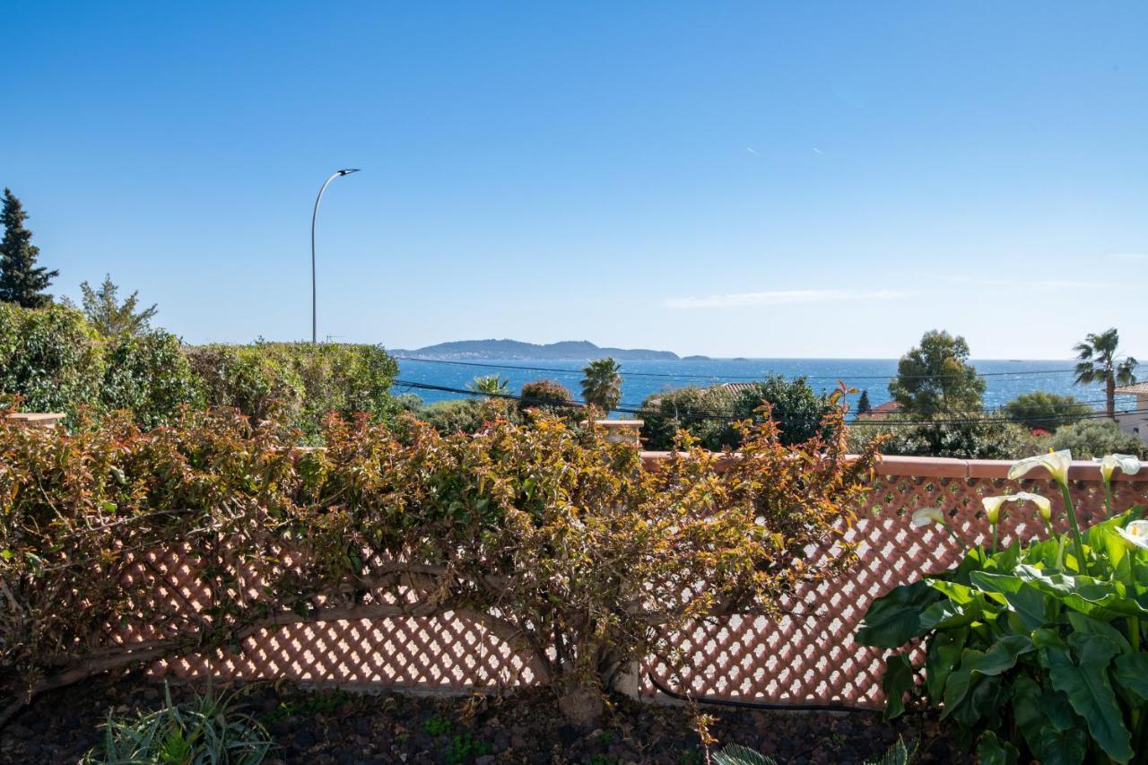 Face A La Mer Superbe Villa Terrasse Barbecue Le Pradet Carqueiranne Exterior photo
