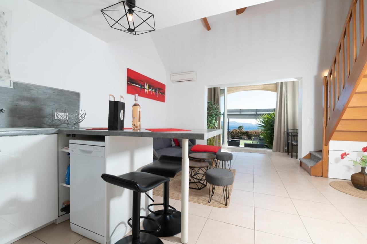 Face A La Mer Superbe Villa Terrasse Barbecue Le Pradet Carqueiranne Exterior photo