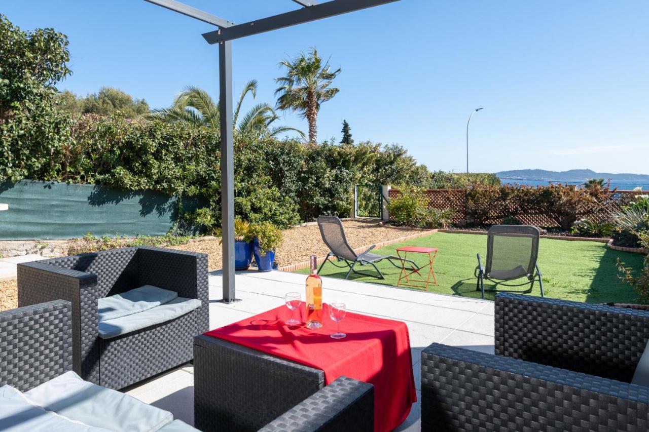 Face A La Mer Superbe Villa Terrasse Barbecue Le Pradet Carqueiranne Exterior photo